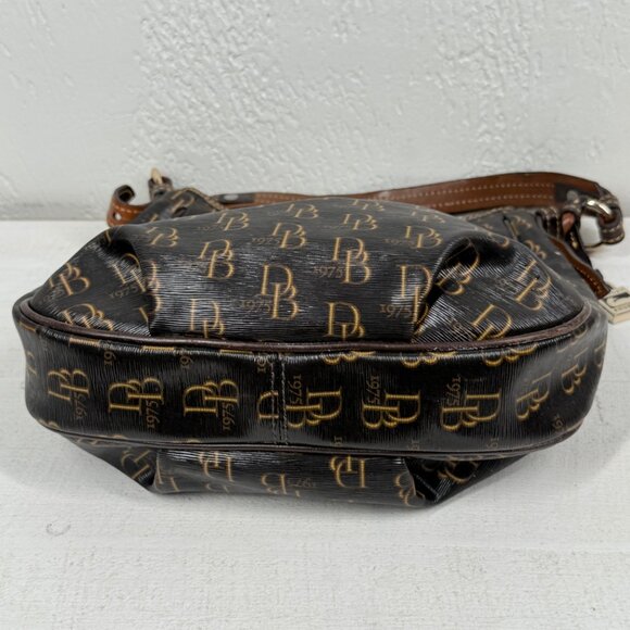 Dooney & Bourke Margot Signature 1975 Canvas Leather Crossbody Shoulder Bag - Picture 6 of 14